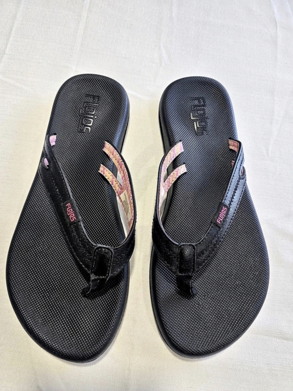 Flojos Women's Black Flip Flop Sandals with Pink Accents Memory Foam | Size 7